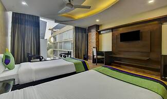 Treebo Elysee, Patel Nagar