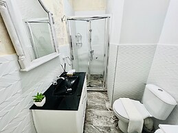 Bright Loft in Center • Near Grand Master Palace