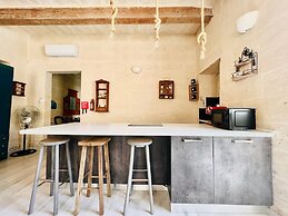 Bright Loft in Center • Near Grand Master Palace