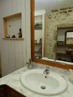Roulotte et Gite en Drome Provencale