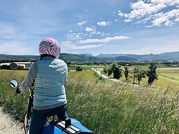 Roulotte et Gite en Drome Provencale