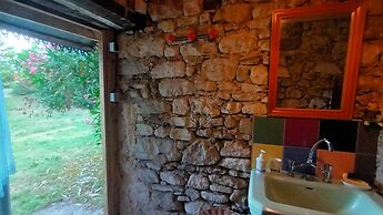 Roulotte et Gite en Drome Provencale
