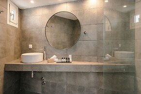 The Rock Suites