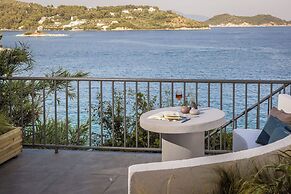 The Rock Suites