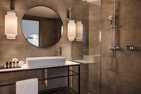 The Rock Suites