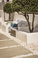 Pebble Summer House