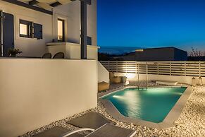 Pebble Summer House