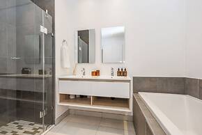 Sandton Gate 322