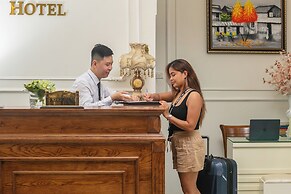TrangTrang Classy Hotel