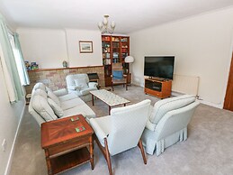 30 Long Shepherds Drive