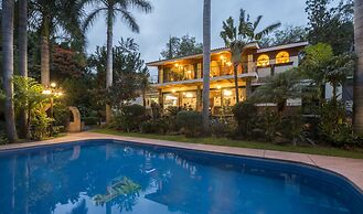 Villa San Luis Boutique