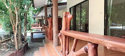 Baan Suan Villas Resort