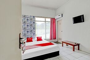 Hotel O Pondok 23