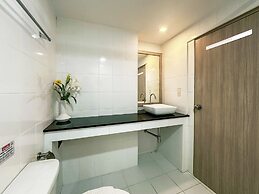 G Boutique Silom Hotel