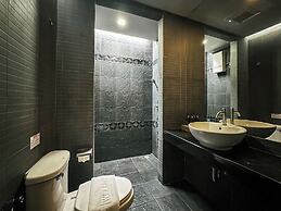G Boutique Silom Hotel