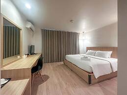 G Boutique Silom Hotel