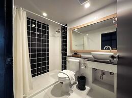 G Boutique Silom Hotel
