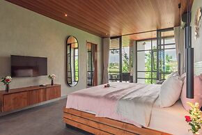 Sea View Pool House