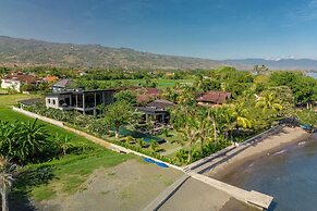 Sea View Pool House