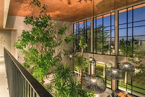 Sea View Pool House