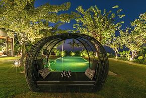 Sea View Pool House