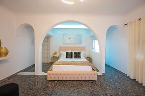 Aina Suites