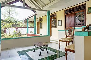 Hotel O Wisma Asri Putra Syariah