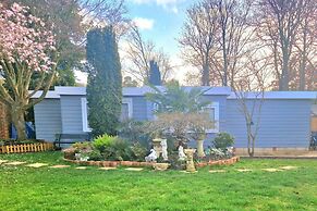 1 Bed Cottage-museum View-garden-free Parking