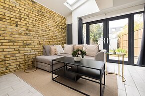 2 Bed Garden Flat in Balham