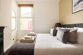 2 Bed Garden Flat in Balham