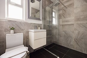 2 Bed Garden Flat in Balham