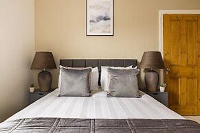 2 Bed Garden Flat in Balham