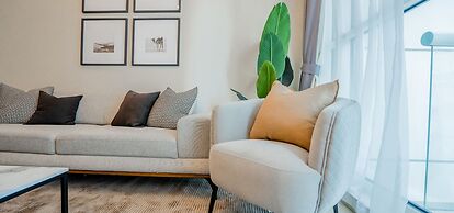 Fancy 1BR with Canal Views