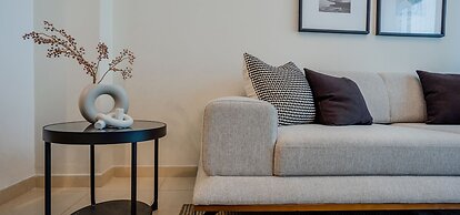 Fancy 1BR with Canal Views