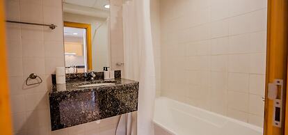 Fancy 1BR with Canal Views