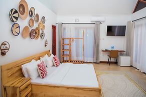 Shose Farmhouse Chalets & Campsite