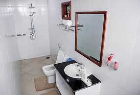 Shose Farmhouse Chalets & Campsite