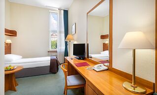 Hotel Millennium