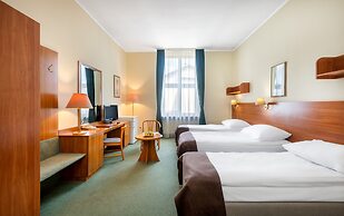 Hotel Millennium