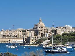 The Londoner Hotel Sliema