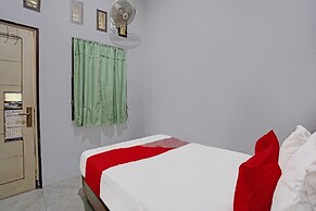 OYO 91795 Kos Jeehel Syariah