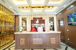 Luxury Hotel