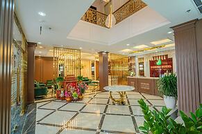 Luxury Hotel