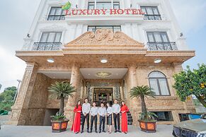 Luxury Hotel