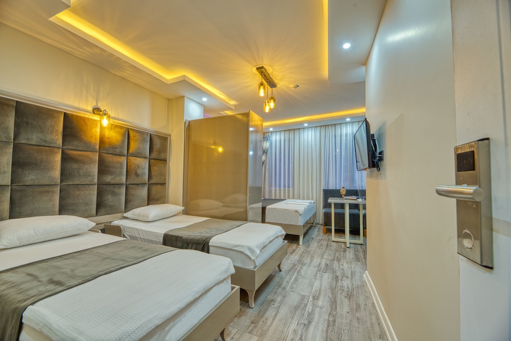 Galatagreenapple Hotel