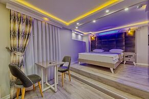 Galatagreenapple Hotel