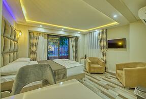 Galatagreenapple Hotel