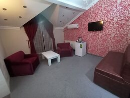 Ceren Otel
