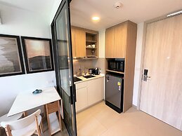 Apartment at Sky Park Condo by Lofty