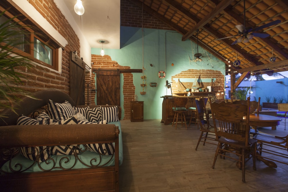 Aquamarina Hotel Boutique